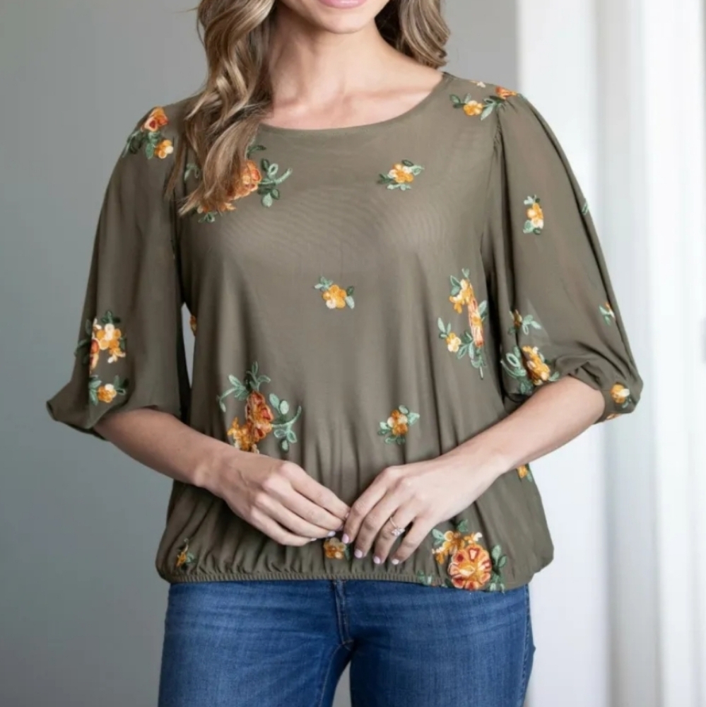 Figuroa & Flower Blouse Womens Medium Green Floral Embroidery Top Anthropologie